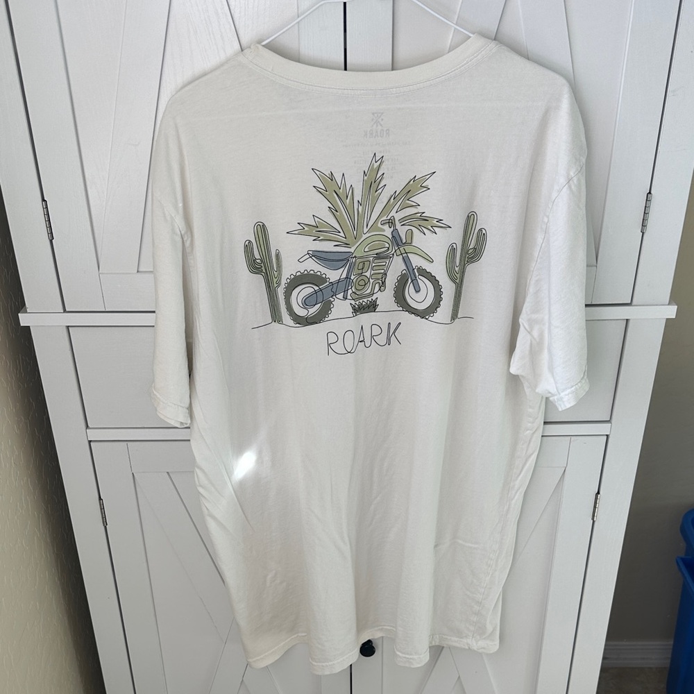 Men' Tshirt - Picture 2 of 4